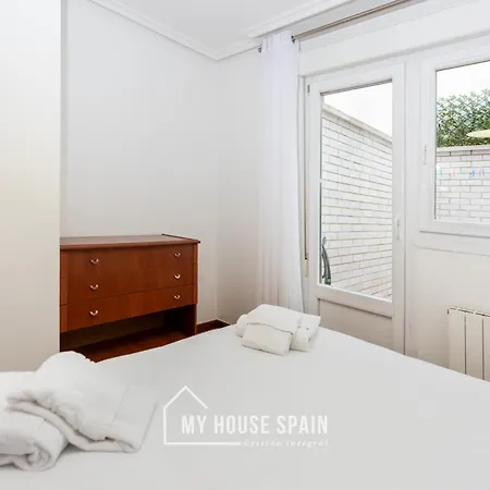 Myhousespain - Junto A Playa Poniente * Χιχόν